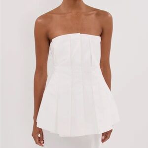 DISSH Lily White Pleated Strapless Top
